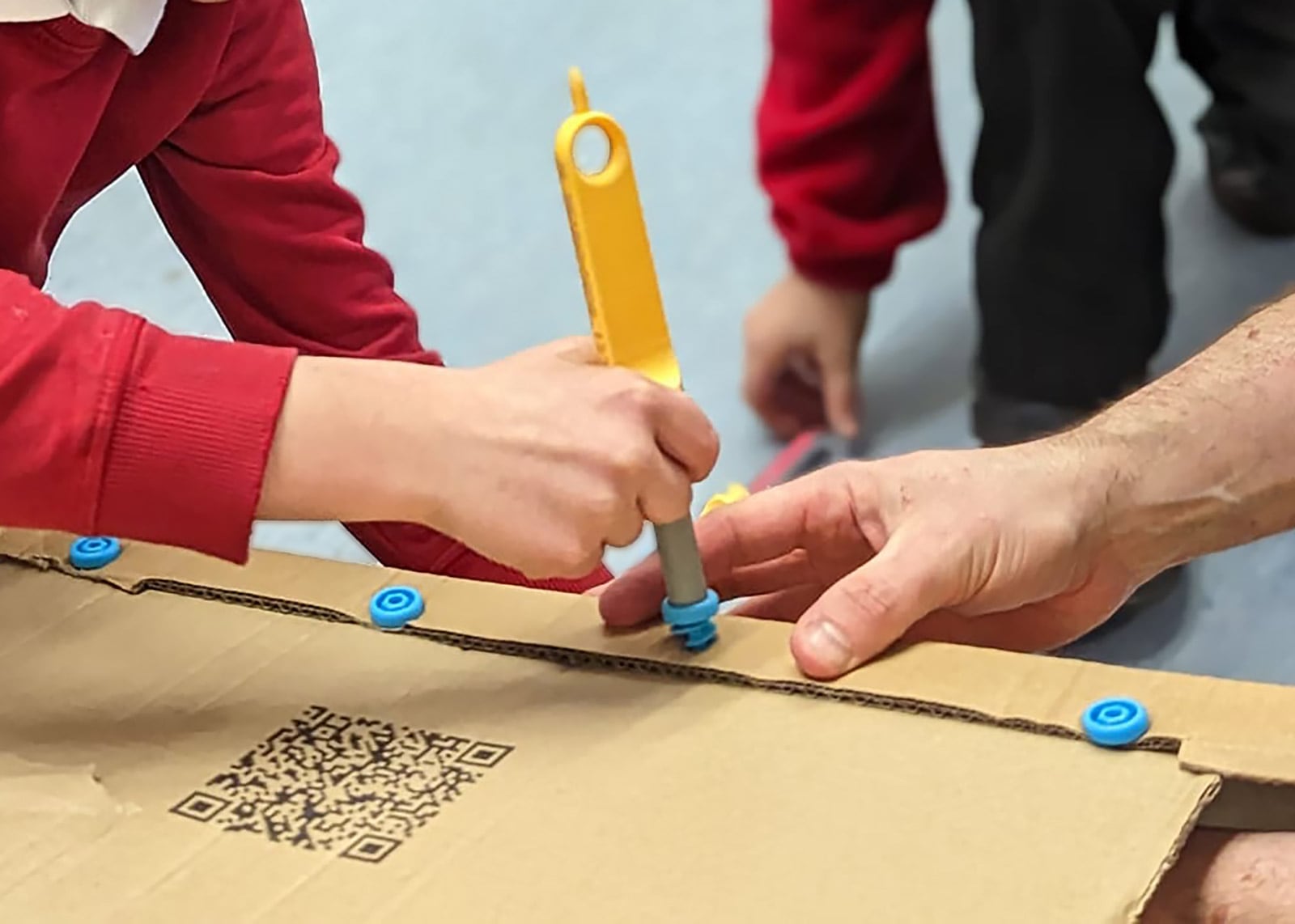 How to teach the 4Cs and 6Cs with Makedo